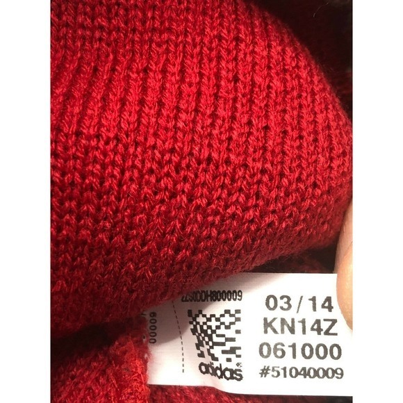 Soccer Pom Beanie Adult Cap‎ Hat Football One Size - Picture 6 of 7